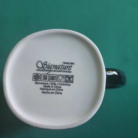 Signature Pig Or Cow Coffee Or Tea Mugs  17.5 oz/518 ml Signature Housewares - Picture 2 of 3